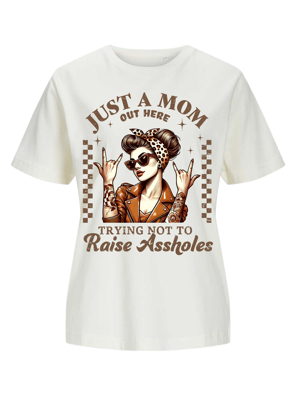 #18 "JUST A MOM" T-Shirt