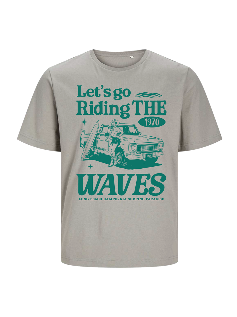 #4 "Let's Riding the Waves"